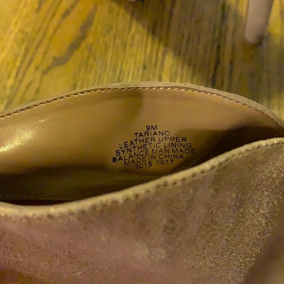 NINE WEST Beige Tariano Heels…sized 9 - Picture 5 of 5